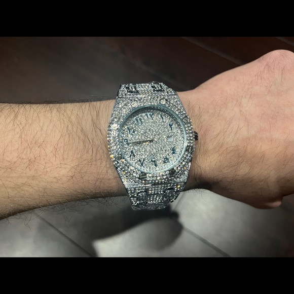 Mens Arabic dial watch cz diamonds silver round dial premium quality - Picture 3 of 3